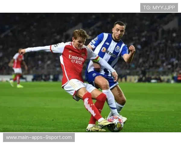 科莫主场28次射门颗粒无收，尼科·帕斯读秒阶段罚丢绝杀点球