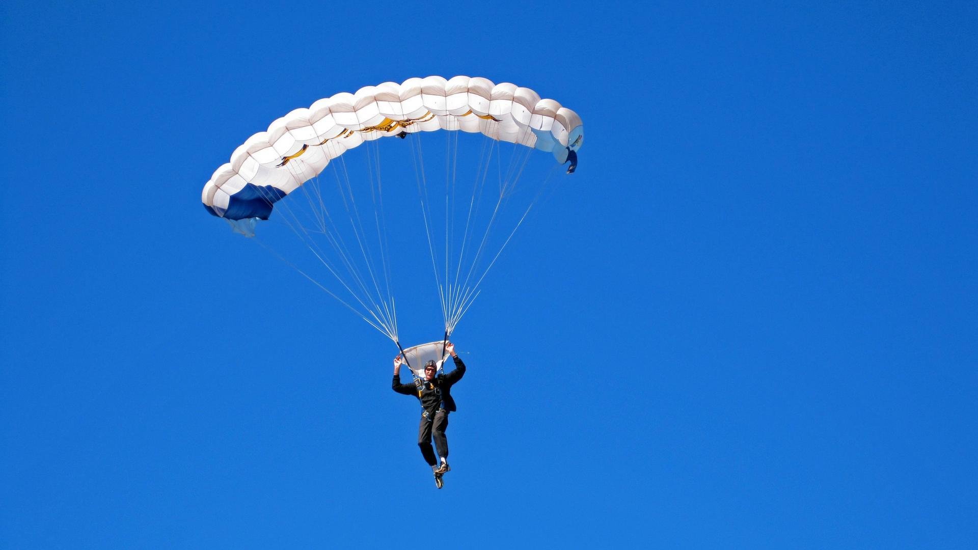 UFC格斗比赛火爆举行,明星选手亮相,ufc格斗名将